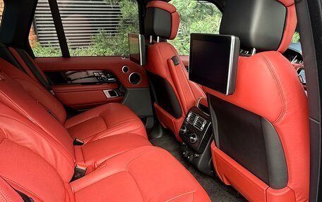 Land Rover Range Rover IV рестайлинг, 2018 год, 7 500 000 рублей, 21 фотография