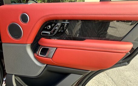 Land Rover Range Rover IV рестайлинг, 2018 год, 7 500 000 рублей, 22 фотография