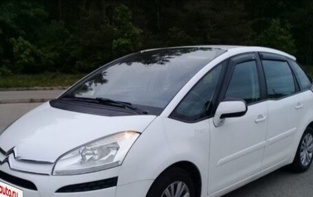 Citroen C4 Picasso II рестайлинг, 2011 год, 625 000 рублей, 3 фотография