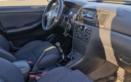 Toyota Corolla, 2002 год, 410 000 рублей, 3 фотография