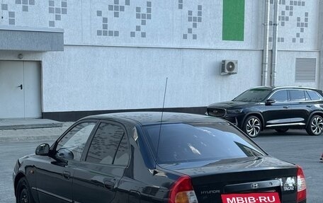 Hyundai Accent II, 2008 год, 450 000 рублей, 2 фотография