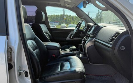Toyota Land Cruiser 200, 2015 год, 3 960 000 рублей, 17 фотография