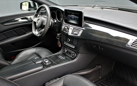 Mercedes-Benz CLS, 2017 год, 3 300 000 рублей, 12 фотография