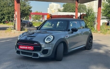 MINI Hatch, 2020 год, 3 250 000 рублей, 2 фотография