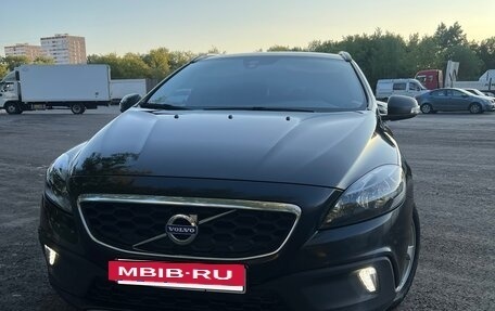Volvo V40 Cross Country I, 2013 год, 1 025 000 рублей, 4 фотография