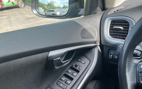 Volvo V40 Cross Country I, 2013 год, 1 025 000 рублей, 15 фотография