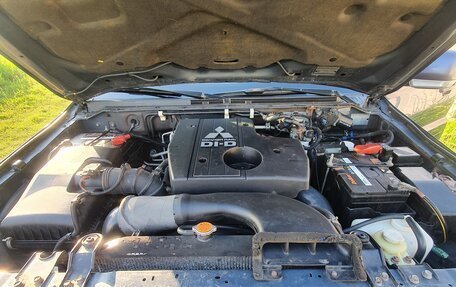 Mitsubishi Pajero IV, 2008 год, 1 300 000 рублей, 2 фотография