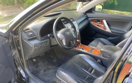 Toyota Camry, 2010 год, 880 000 рублей, 18 фотография