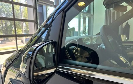 Mercedes-Benz V-Класс, 2025 год, 15 990 000 рублей, 12 фотография