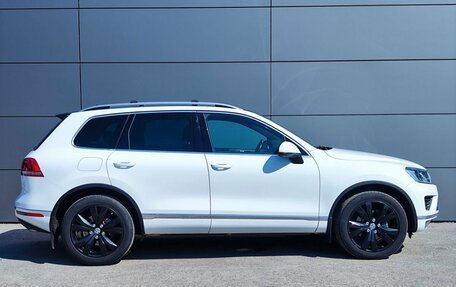 Volkswagen Touareg III, 2015 год, 3 049 000 рублей, 5 фотография