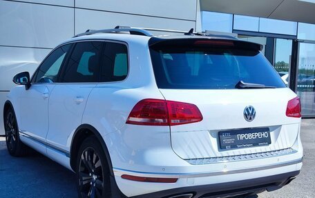 Volkswagen Touareg III, 2015 год, 3 049 000 рублей, 8 фотография