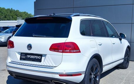 Volkswagen Touareg III, 2015 год, 3 049 000 рублей, 6 фотография