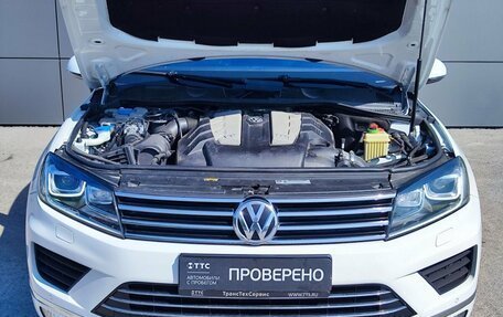 Volkswagen Touareg III, 2015 год, 3 049 000 рублей, 11 фотография