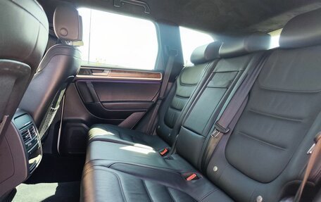 Volkswagen Touareg III, 2015 год, 3 049 000 рублей, 15 фотография