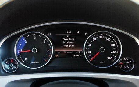 Volkswagen Touareg III, 2015 год, 3 049 000 рублей, 16 фотография