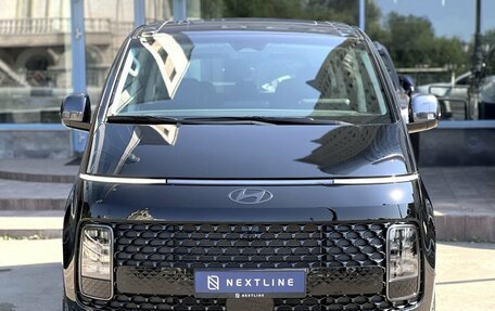 Hyundai Staria, 2025 год, 7 090 000 рублей, 4 фотография