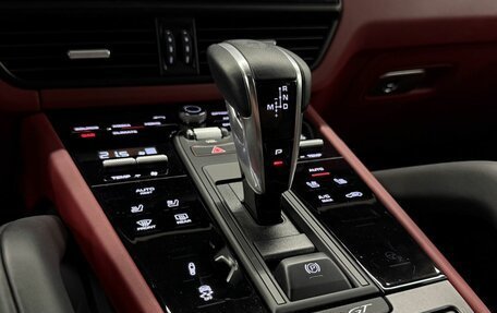 Porsche Cayenne III, 2022 год, 19 994 000 рублей, 26 фотография