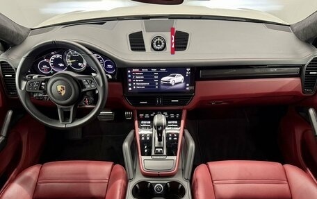Porsche Cayenne III, 2022 год, 19 994 000 рублей, 23 фотография