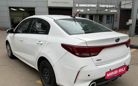 KIA Rio IV, 2021 год, 1 030 000 рублей, 3 фотография