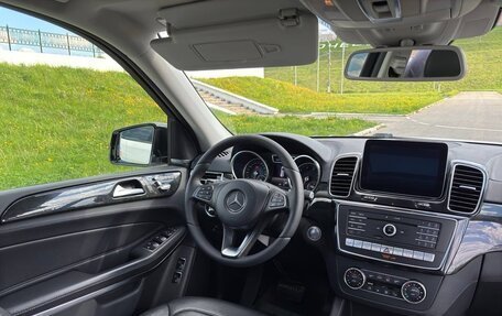 Mercedes-Benz GLS, 2017 год, 4 900 000 рублей, 3 фотография