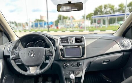 Renault Sandero II рестайлинг, 2014 год, 800 000 рублей, 10 фотография