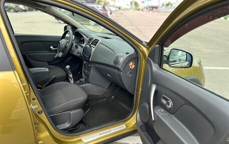 Renault Sandero II рестайлинг, 2014 год, 800 000 рублей, 20 фотография