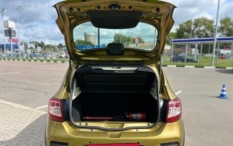 Renault Sandero II рестайлинг, 2014 год, 800 000 рублей, 16 фотография