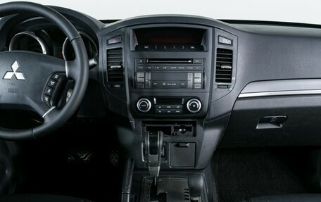 Mitsubishi Pajero IV, 2013 год, 1 400 000 рублей, 11 фотография