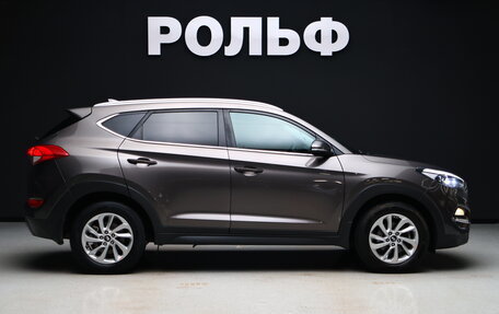 Hyundai Tucson III, 2017 год, 2 000 000 рублей, 6 фотография