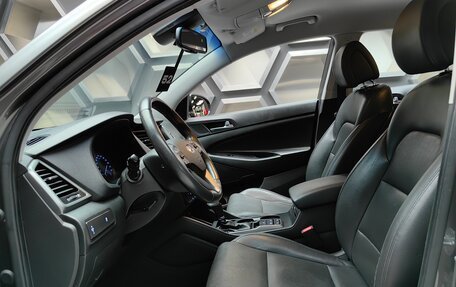 Hyundai Tucson III, 2017 год, 2 000 000 рублей, 16 фотография