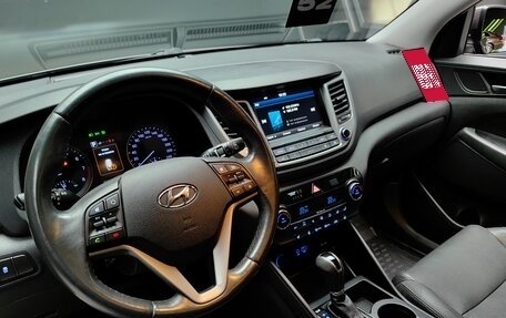Hyundai Tucson III, 2017 год, 2 000 000 рублей, 15 фотография
