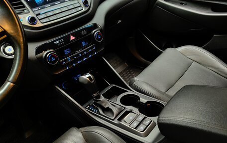 Hyundai Tucson III, 2017 год, 2 000 000 рублей, 28 фотография