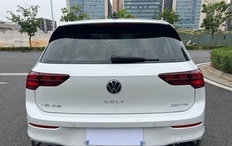 Volkswagen Golf VIII, 2022 год, 2 320 000 рублей, 3 фотография