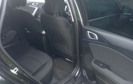 KIA cee'd III, 2018 год, 1 700 000 рублей, 17 фотография