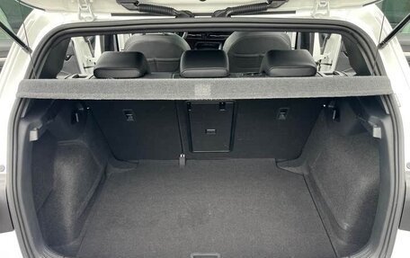 Volkswagen Golf VIII, 2022 год, 2 320 000 рублей, 10 фотография