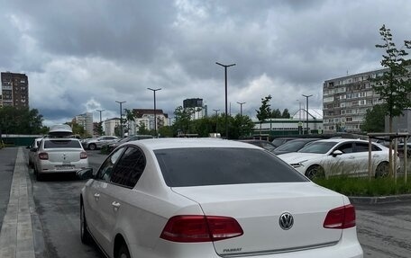 Volkswagen Passat B7, 2013 год, 1 350 000 рублей, 2 фотография
