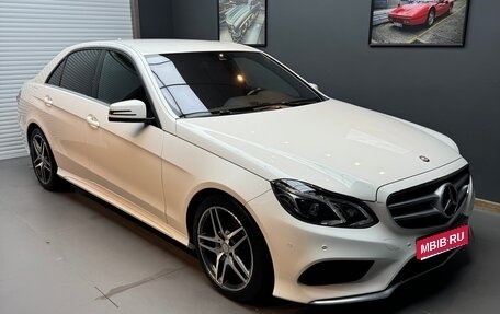 Mercedes-Benz E-Класс, 2015 год, 2 390 000 рублей, 1 фотография