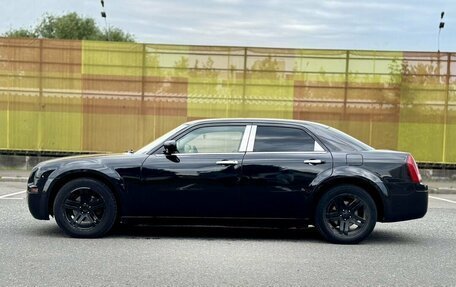 Chrysler 300C II, 2005 год, 650 000 рублей, 6 фотография