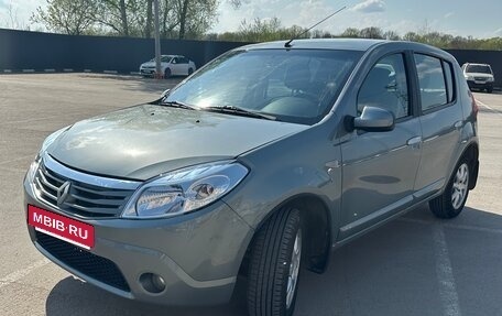 Renault Sandero I, 2011 год, 450 000 рублей, 2 фотография