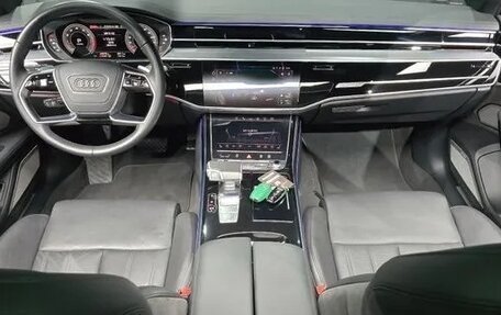 Audi A8, 2022 год, 5 860 080 рублей, 3 фотография