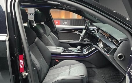 Audi A8, 2022 год, 5 860 080 рублей, 14 фотография