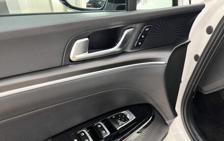 KIA K5, 2021 год, 2 800 000 рублей, 23 фотография