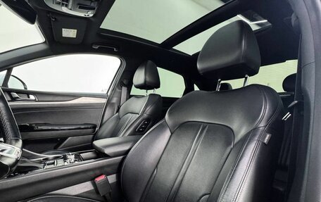 KIA K5, 2021 год, 2 800 000 рублей, 19 фотография