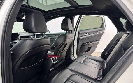 KIA K5, 2021 год, 2 800 000 рублей, 21 фотография