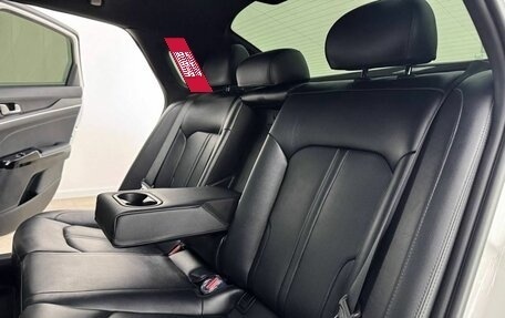 KIA K5, 2021 год, 2 800 000 рублей, 25 фотография