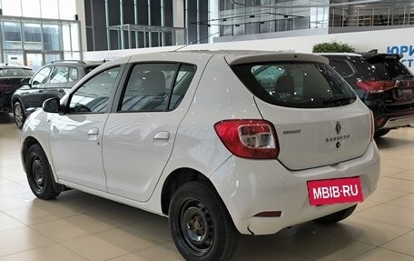 Renault Sandero II рестайлинг, 2017 год, 699 000 рублей, 11 фотография