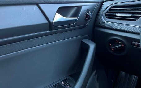 Volkswagen Polo VI (EU Market), 2022 год, 1 689 700 рублей, 18 фотография