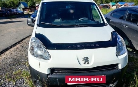 Peugeot Partner II рестайлинг 2, 2012 год, 720 000 рублей, 2 фотография