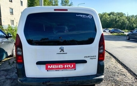 Peugeot Partner II рестайлинг 2, 2012 год, 720 000 рублей, 5 фотография
