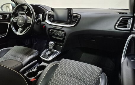 KIA cee'd III, 2022 год, 2 350 000 рублей, 13 фотография